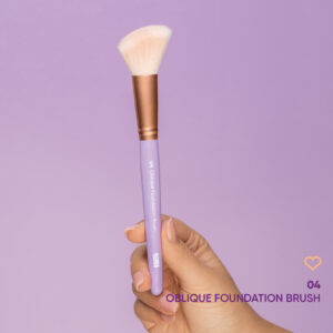 04 Oblique Foundation Brush - Pennello Fondotinta Obliquo
